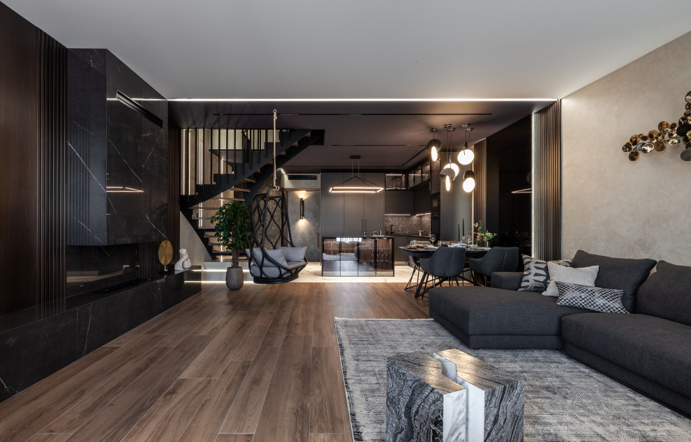 На берегу большой реки