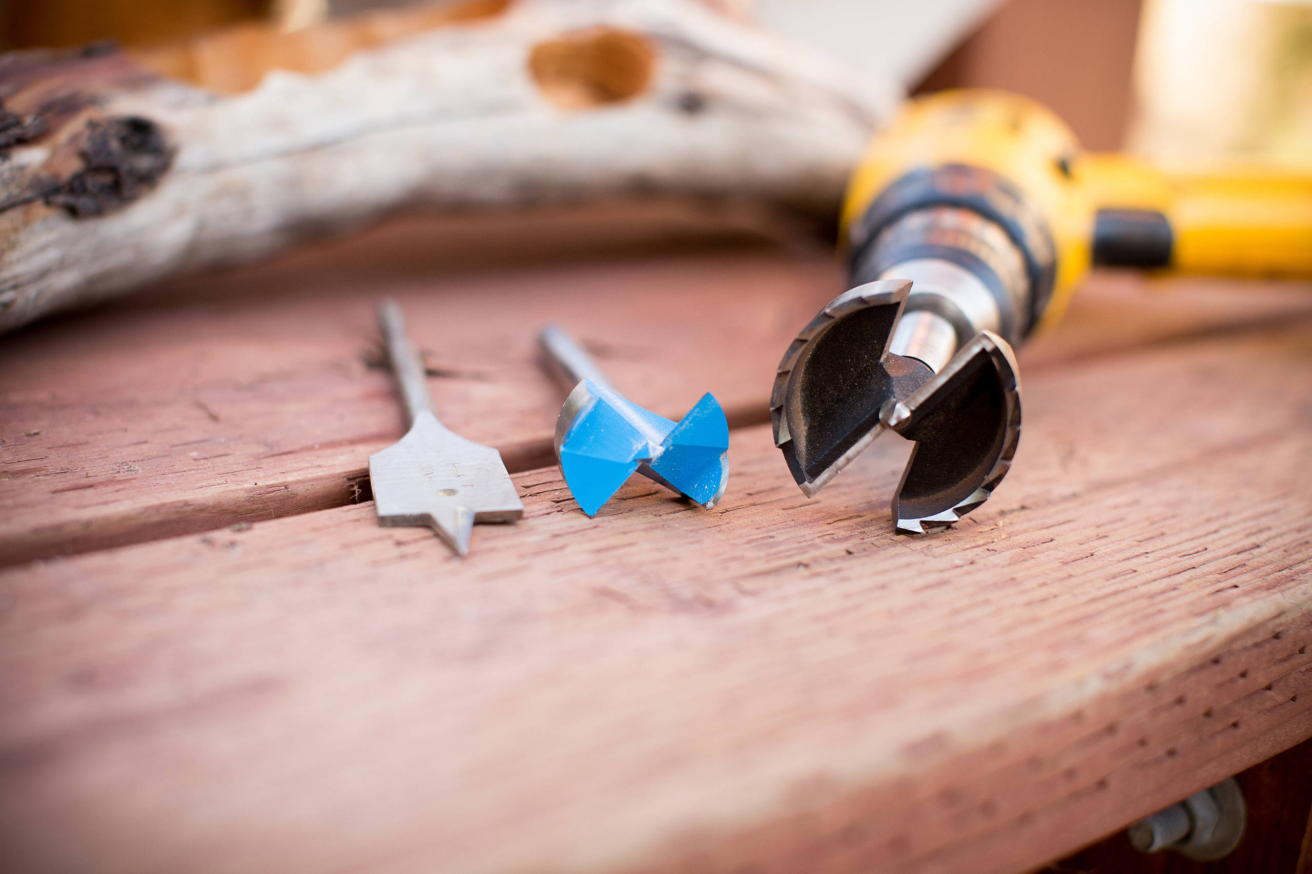 Ремонт в выходные и праздники — как шуметь по закону