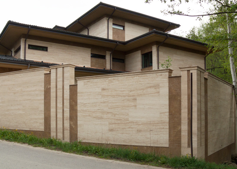 облицовка фасадов травертином из Ирана