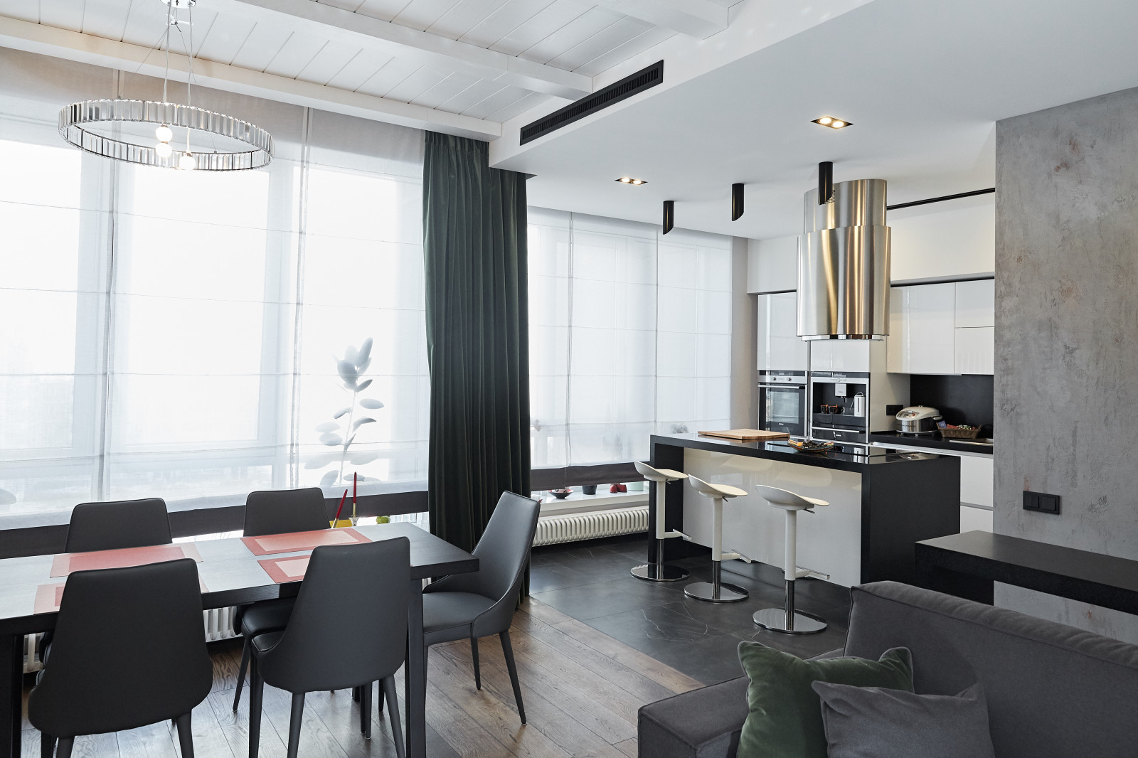 3-комнатная квартира, ул. Давыдковская 18