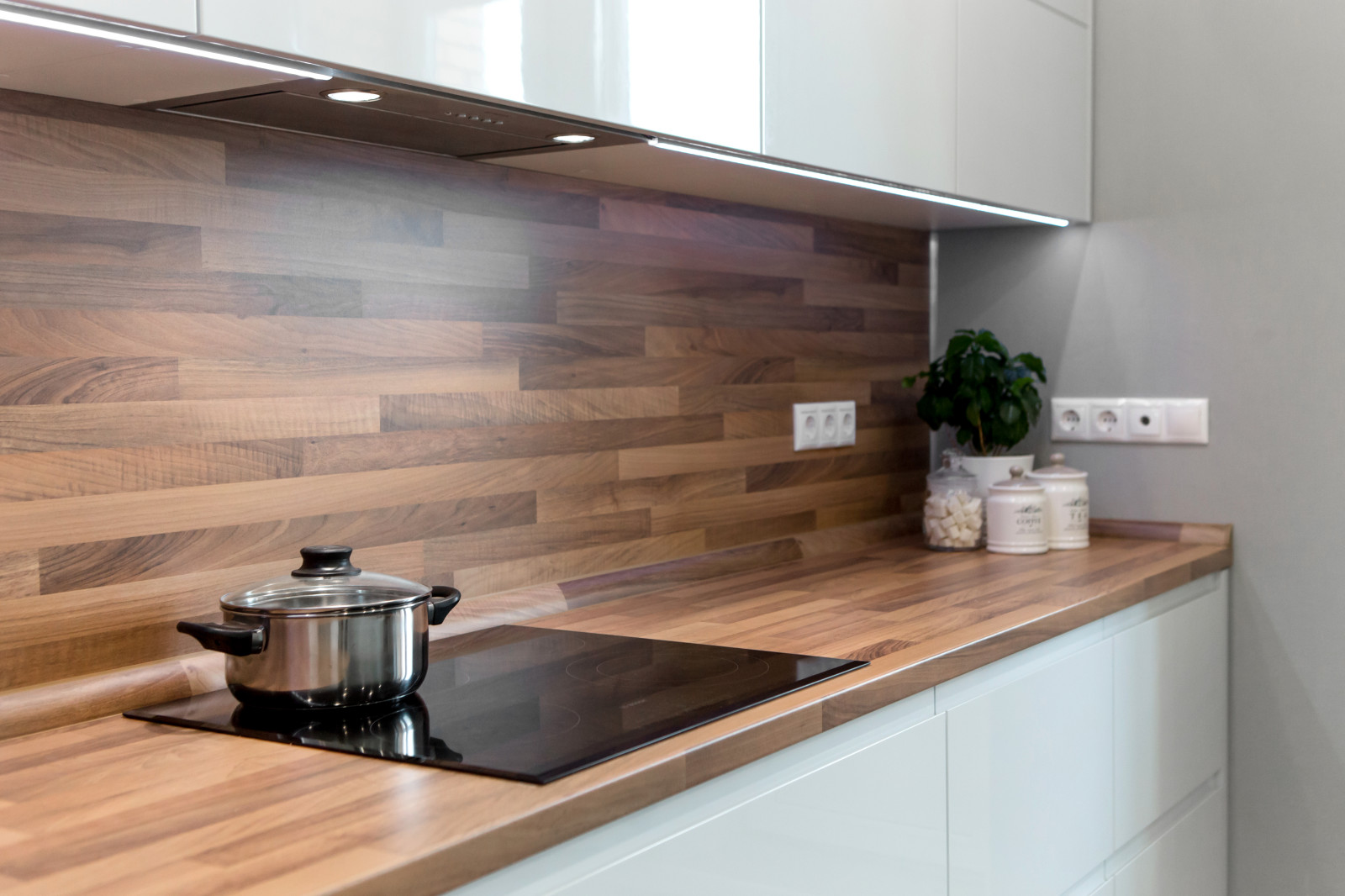 Кухня в современном стиле