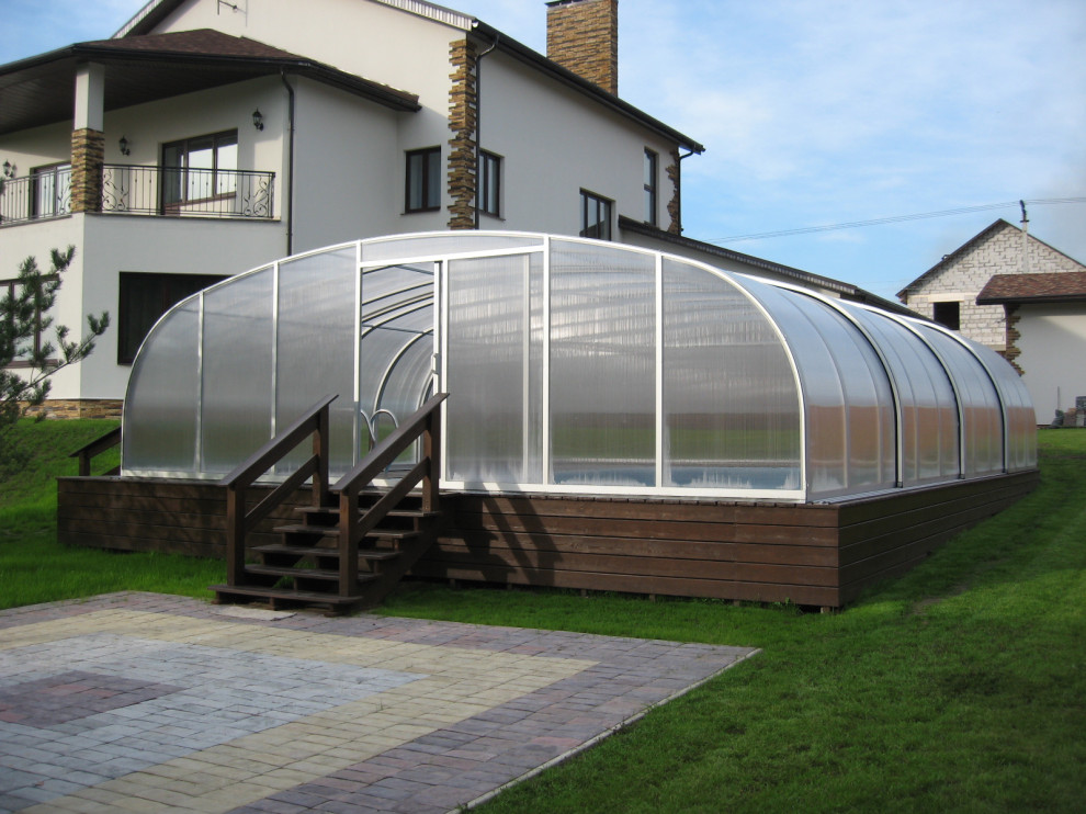 Обложка проекта: Уличный бассейн с раздвижным павильоном