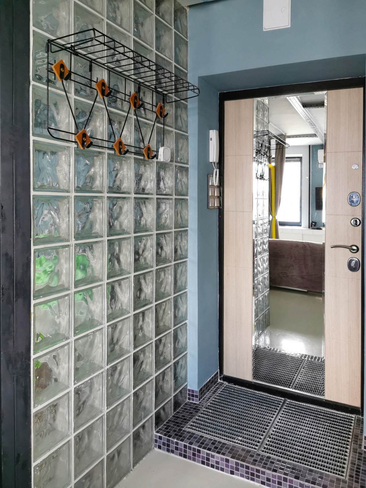 Студия лофт на Неве