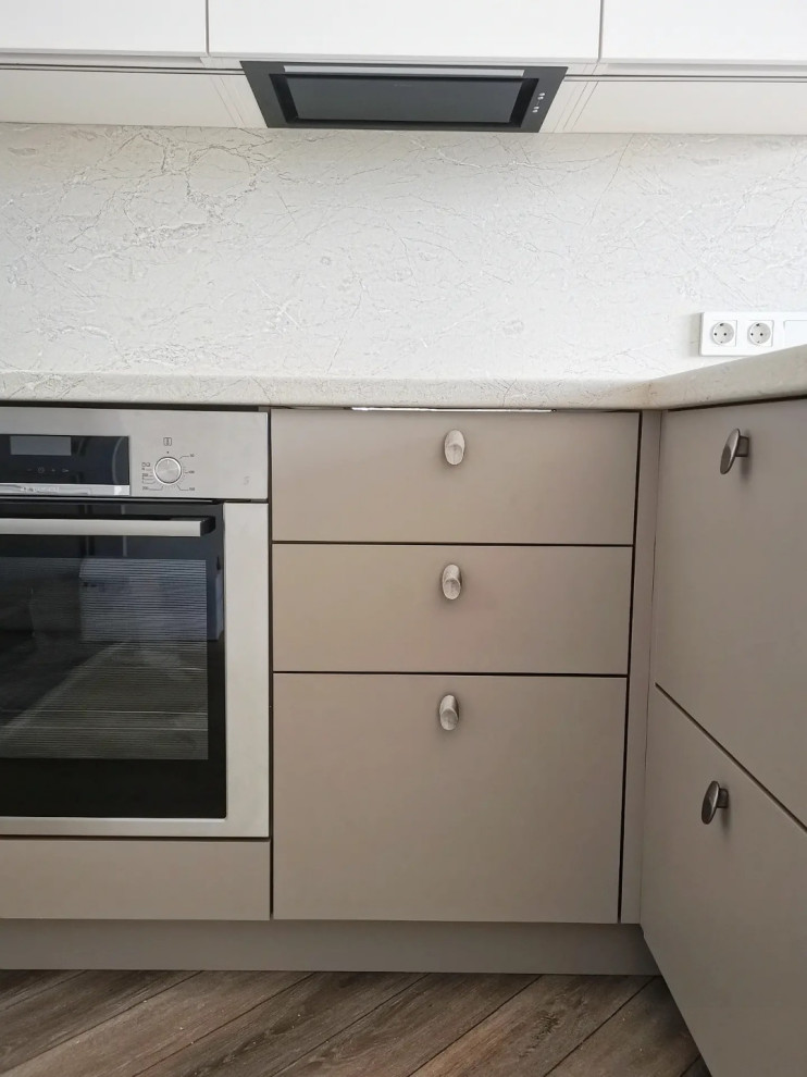 Обложка проекта: Фрагмент кухни - гостиной