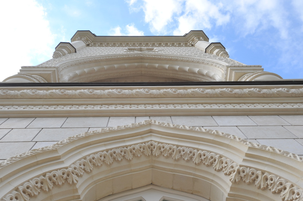 Готическая вилла