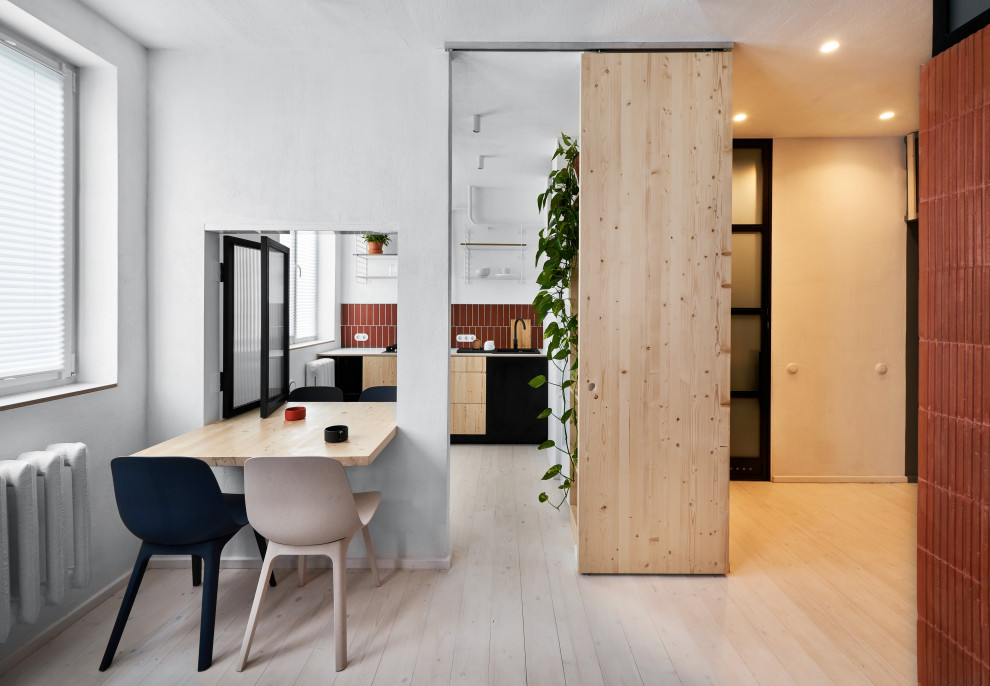 Houzz тур: 32 кв.м — квартира с внутренними окнами