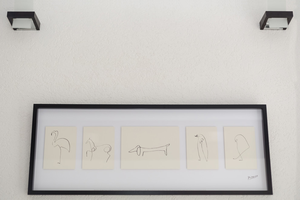 Стеклянный дом в лесу