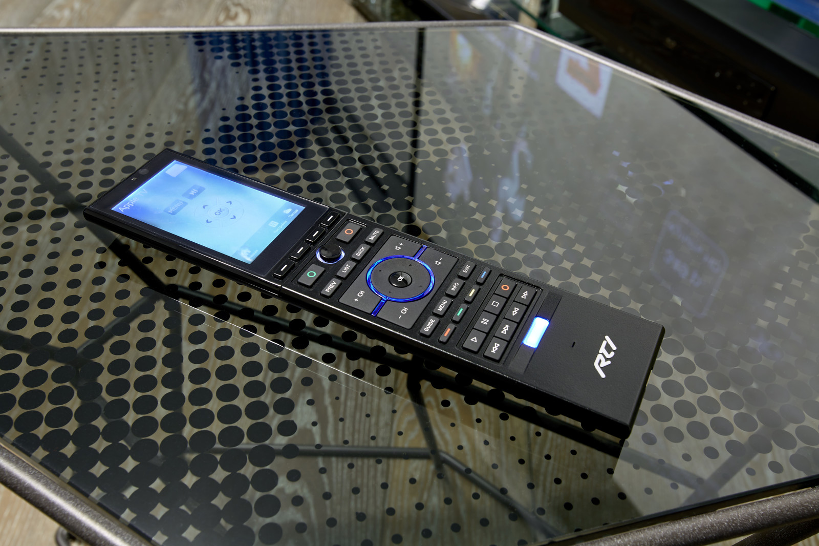 Кинотеатр с камином