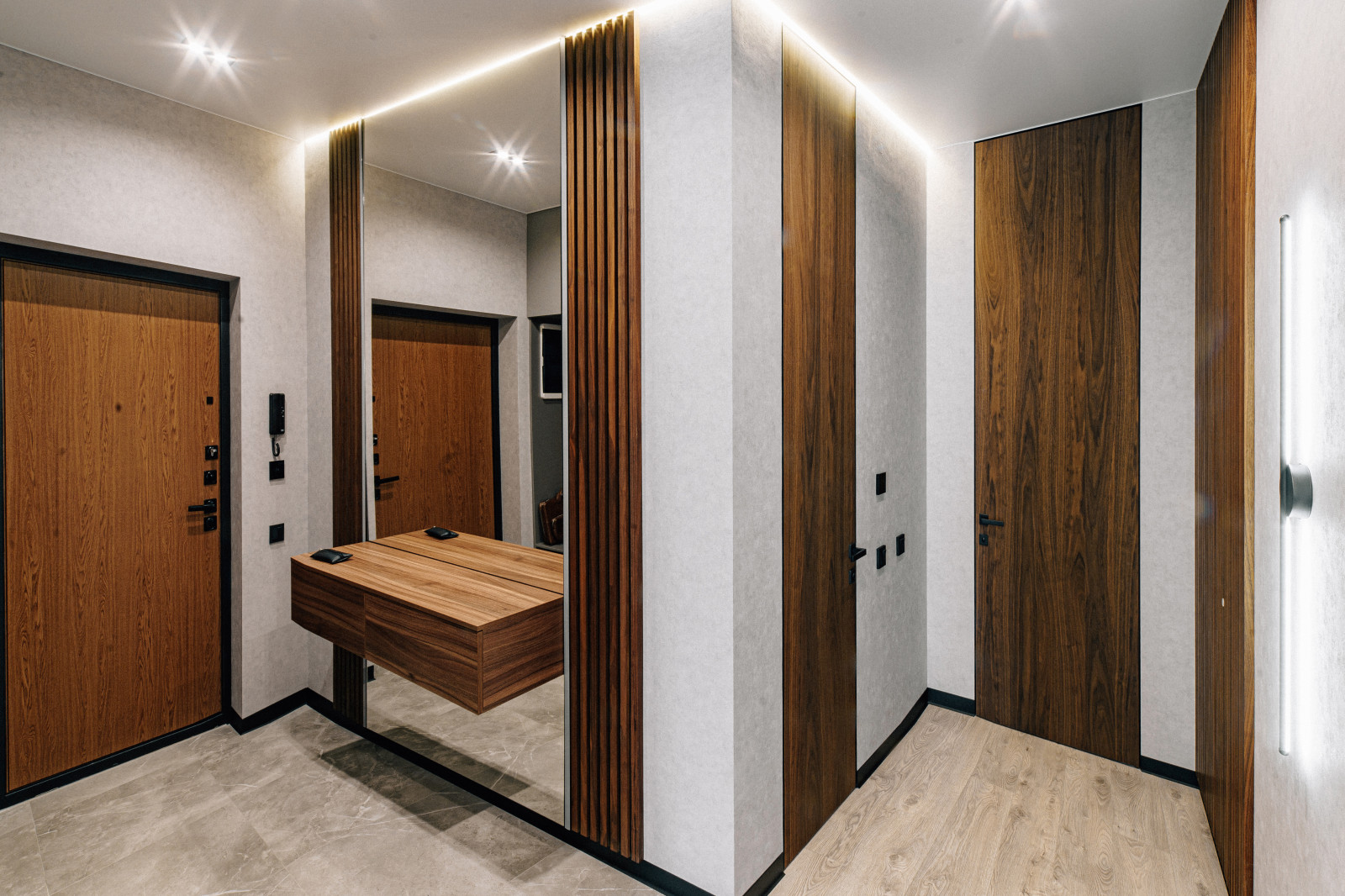 Обложка проекта: Реализованный дизайн-проект, ЖК "Отражение"