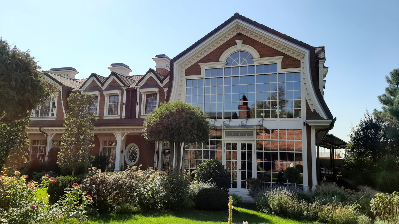 Частная резиденция. Ростовская область