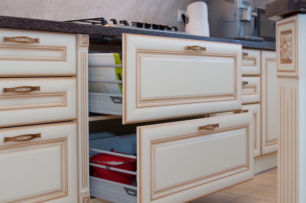 Классическая кухня с "островом"