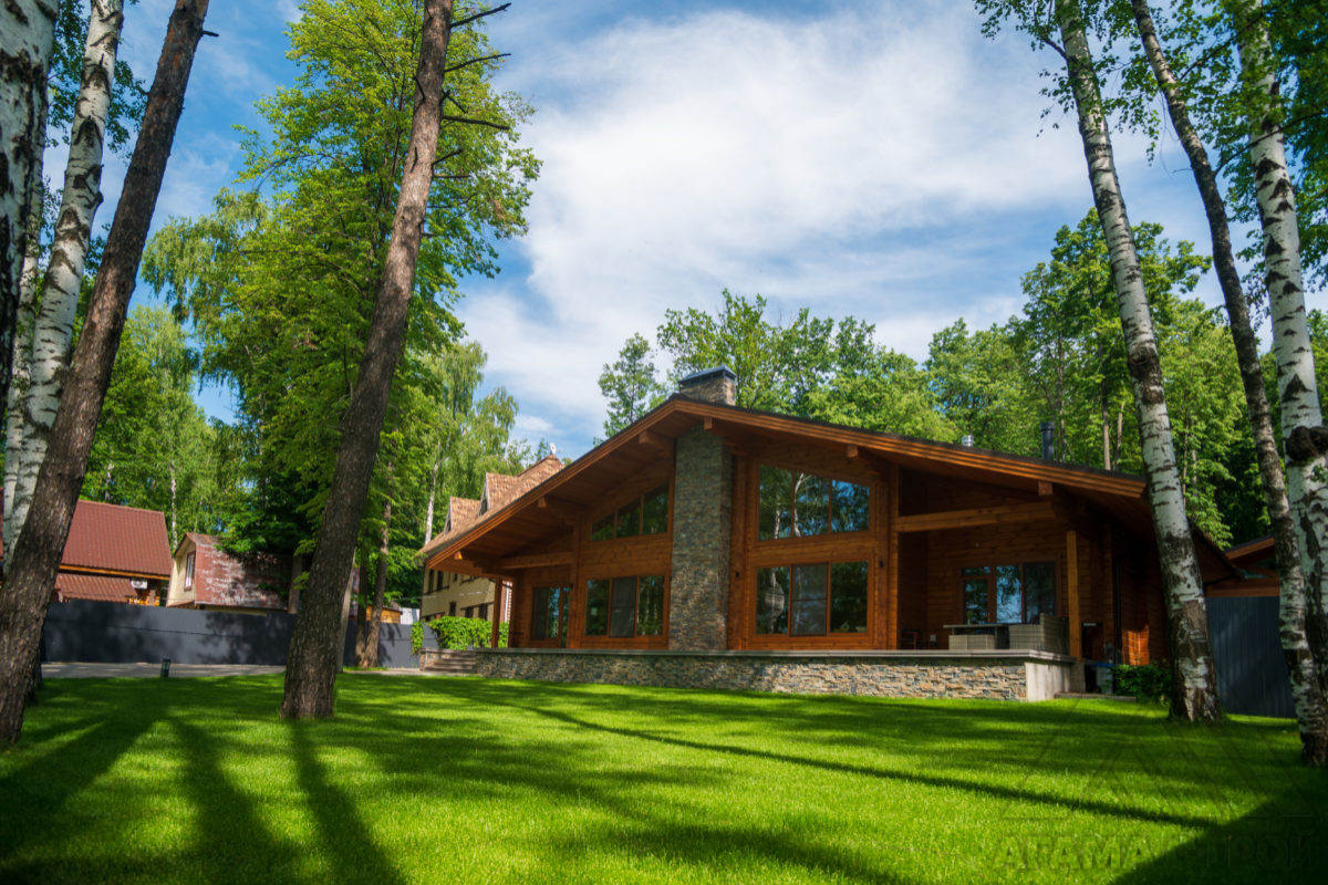 Шале в лесу