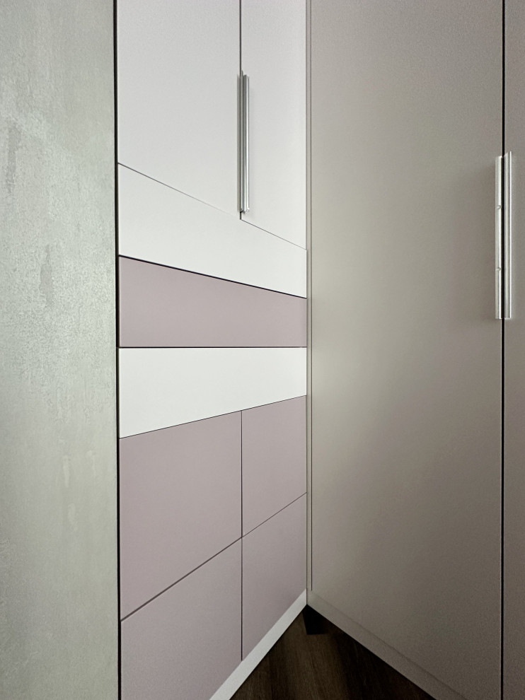 Шкаф в детскую комнату.