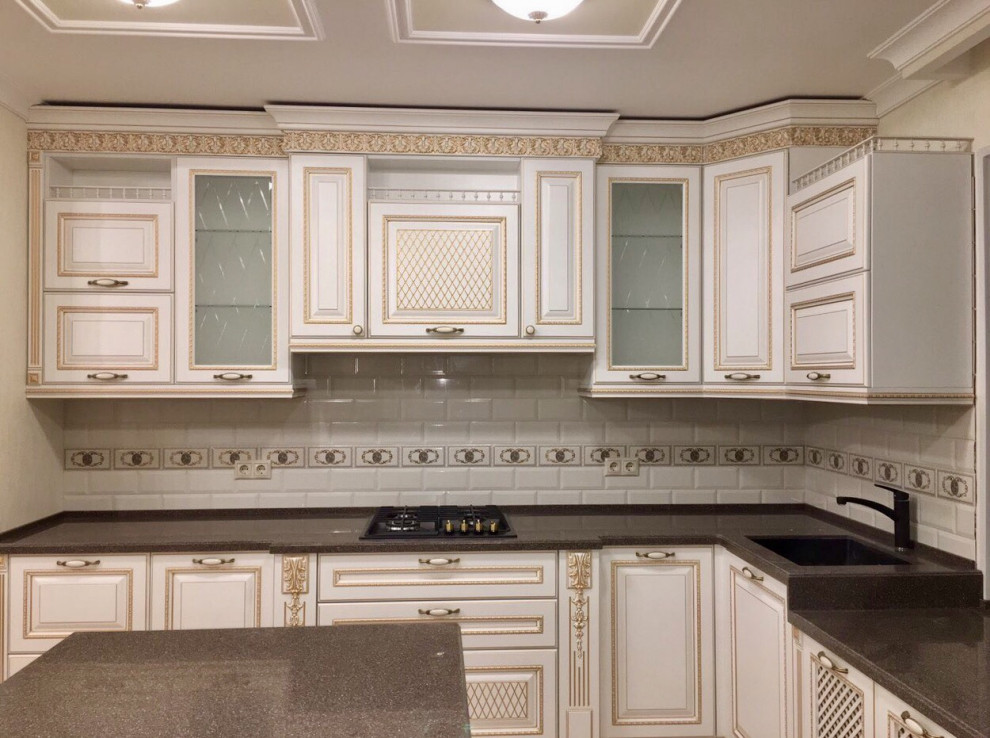 Кухня классика с островом