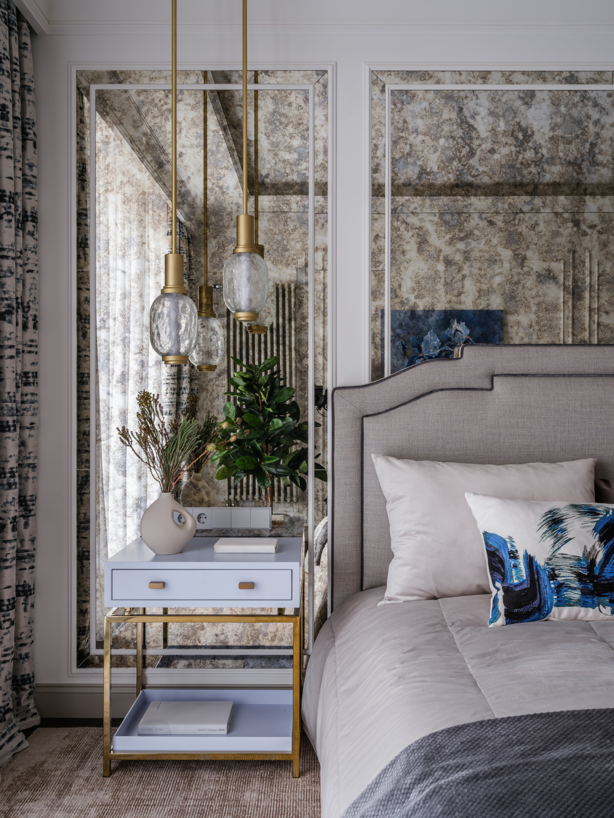 Дом с зелёной гостиной