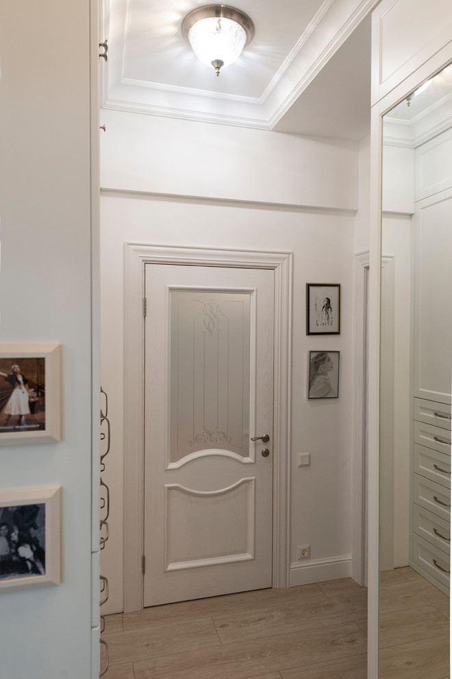 Pre-Raphaelite Appartment