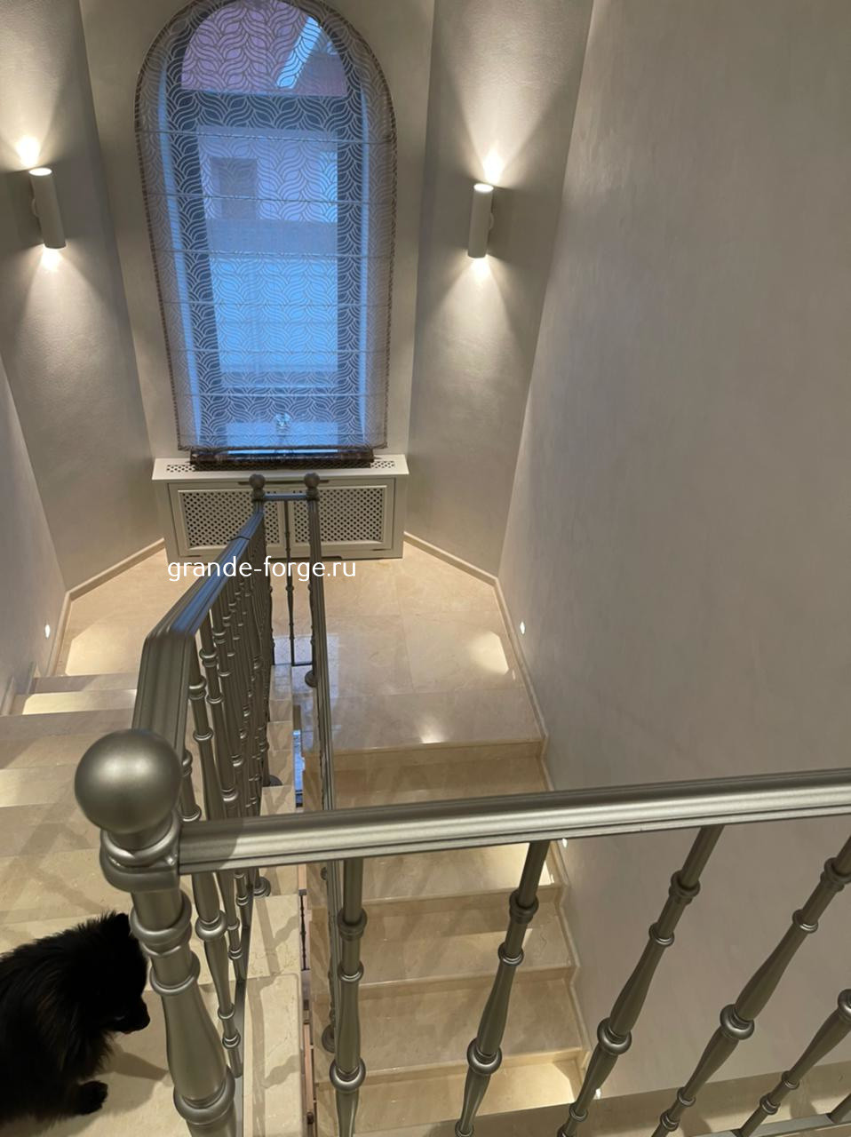 Обложка проекта: Лестница, стальное ограждение, фабрика Grande forge(Франция), коллекция "Рондо"