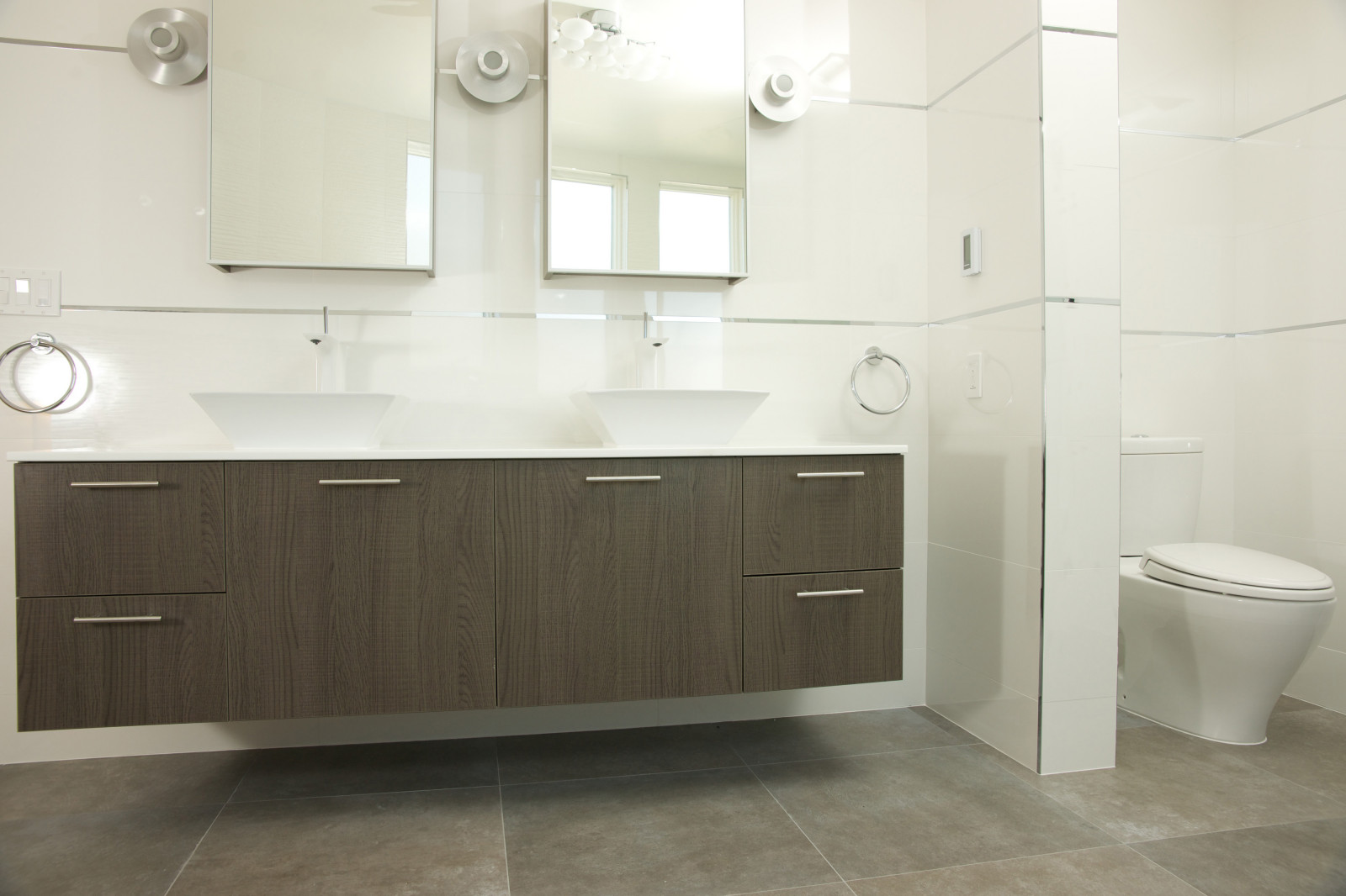 Авторский проект дома для круглогодичного проживания на одну семью  - 250 м2м2