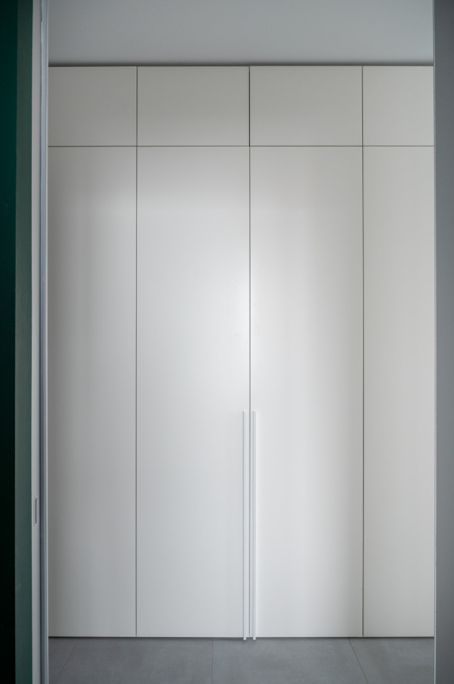 Светлая стильная кухня