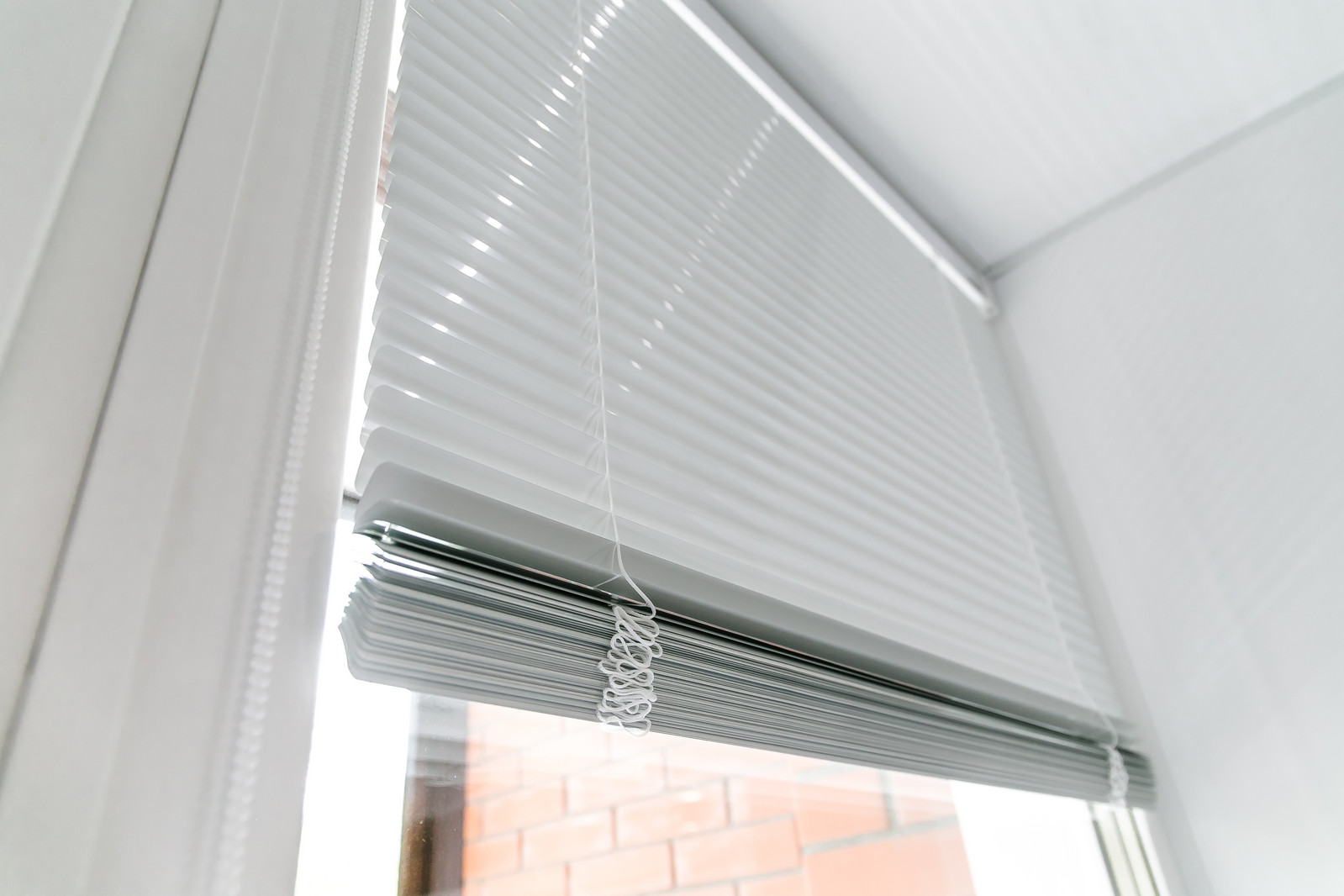 Система Изотра для школы иностранных языков "Бэст"