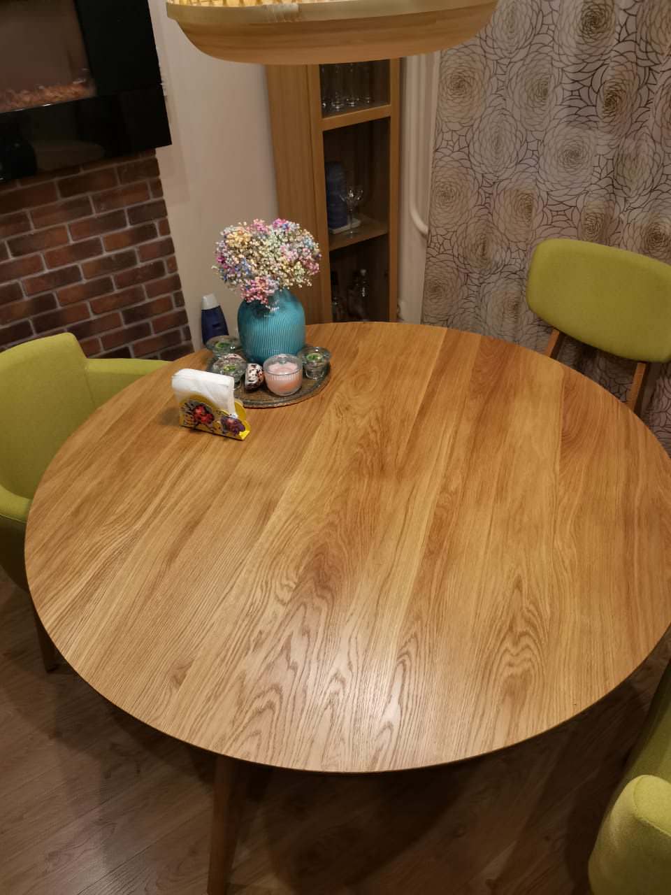 Обложка проекта: Обеденный стол в скандинавском стиле