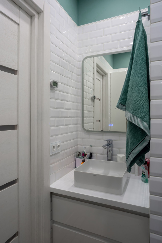 Ванная комната в светлых тонах