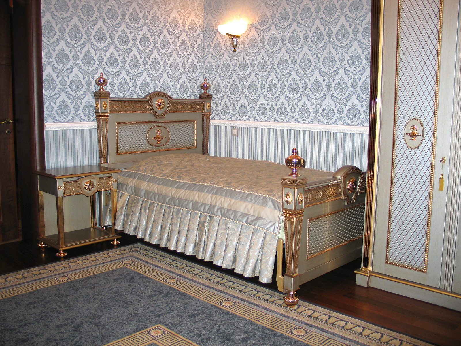 "Основательная классика"