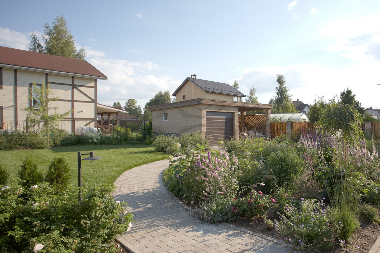 Отражение в каплях росы