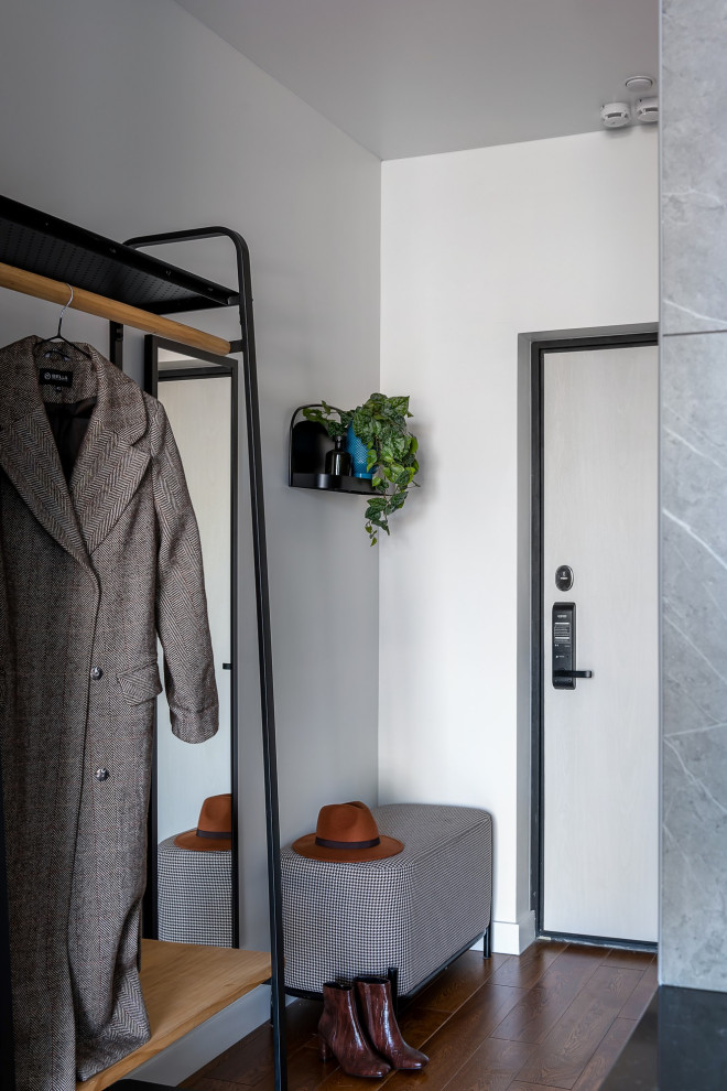 Яркий универсальный интерьер квартиры для сдачи в аренду