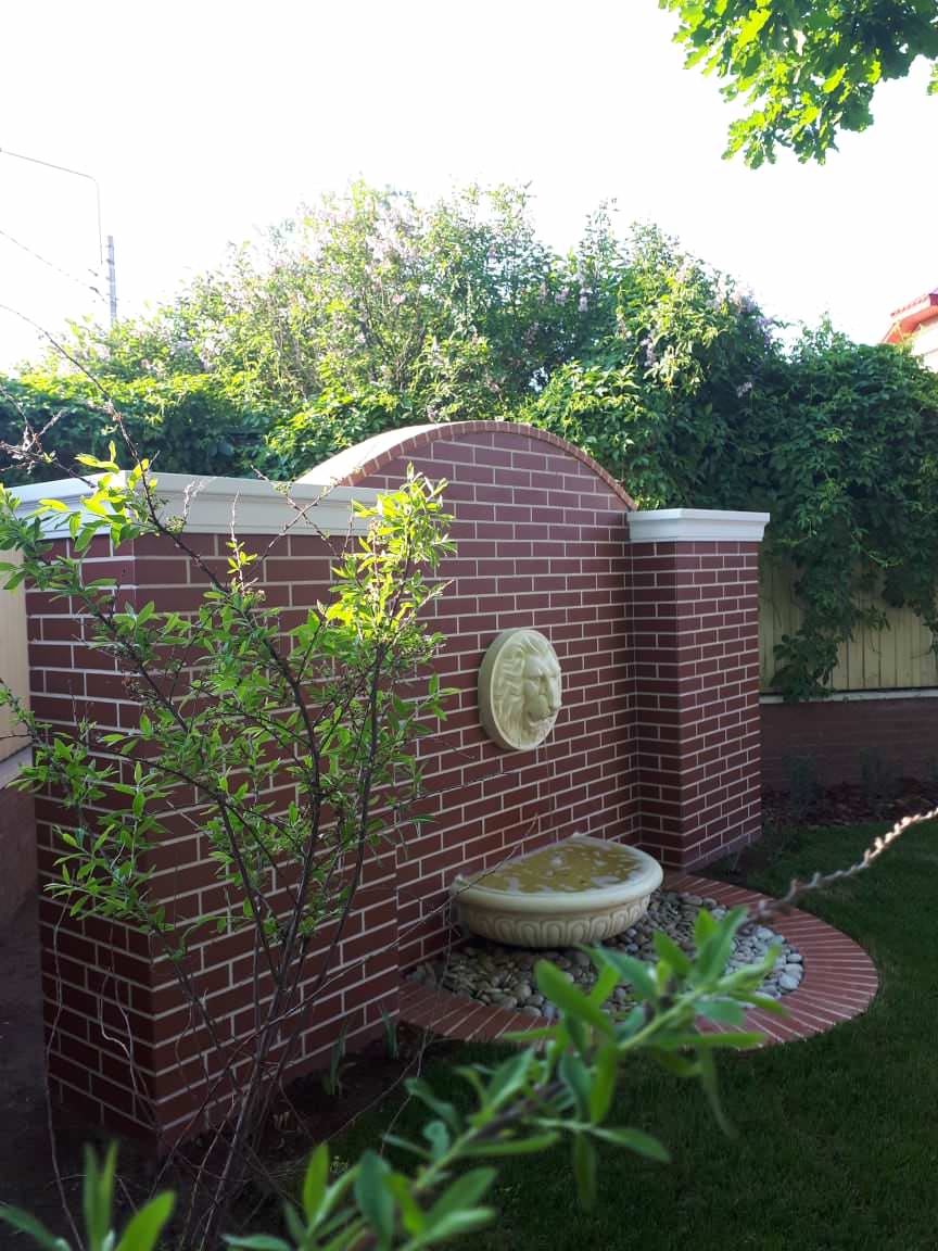 Обложка проекта: Фонтан с маскароном в Стрельне (Лен. обл.)