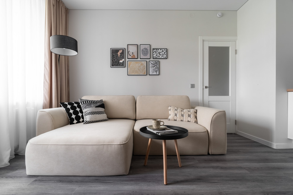 Парадный ансамбль, 2евро, 32м2