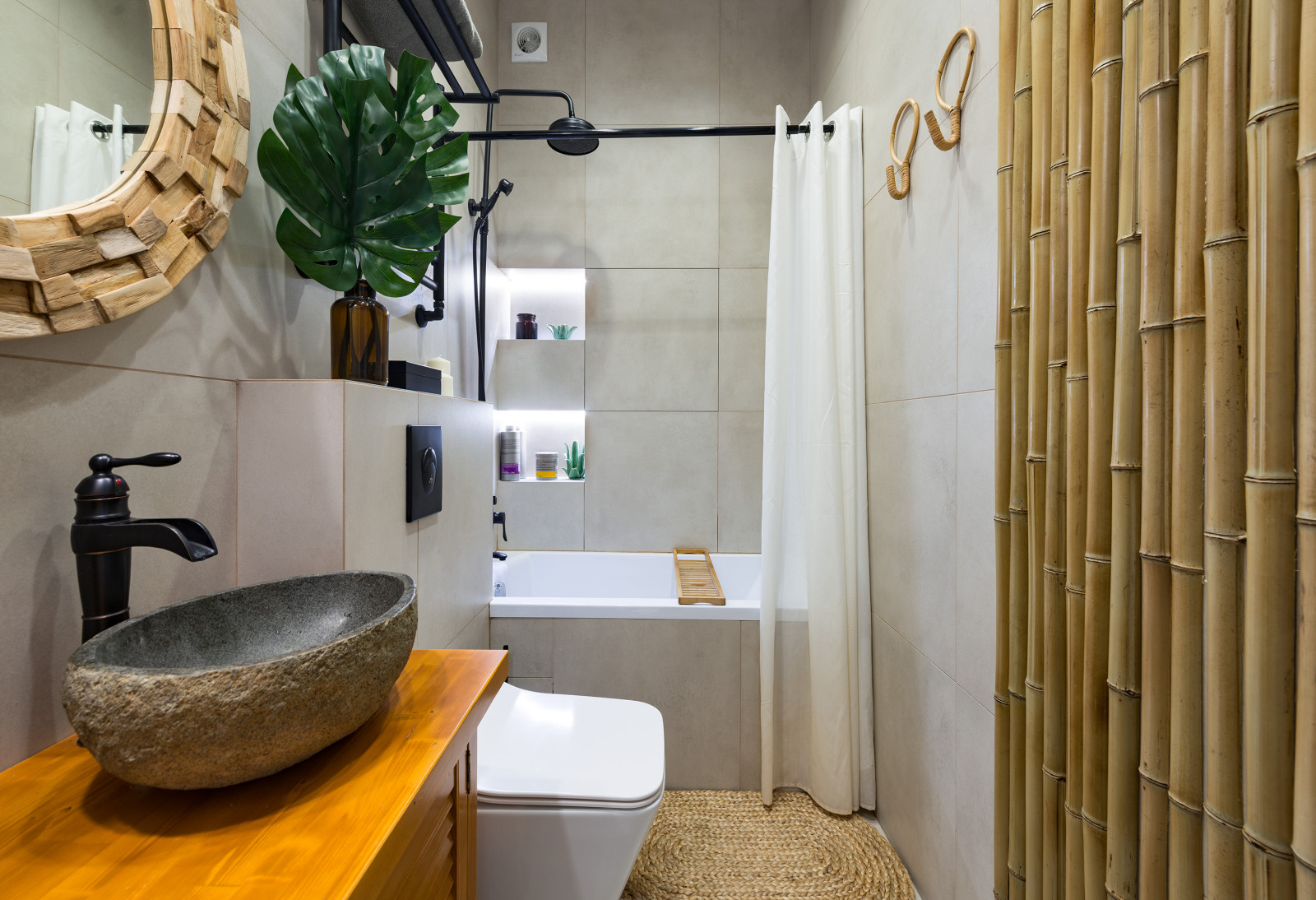 Студия на Смольной