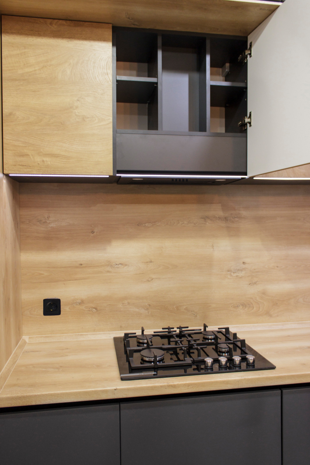 Угловая кухня