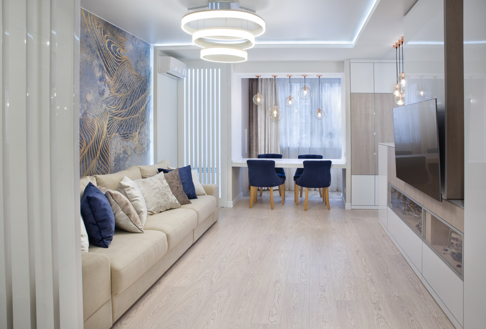 Обложка проекта: Вертикали