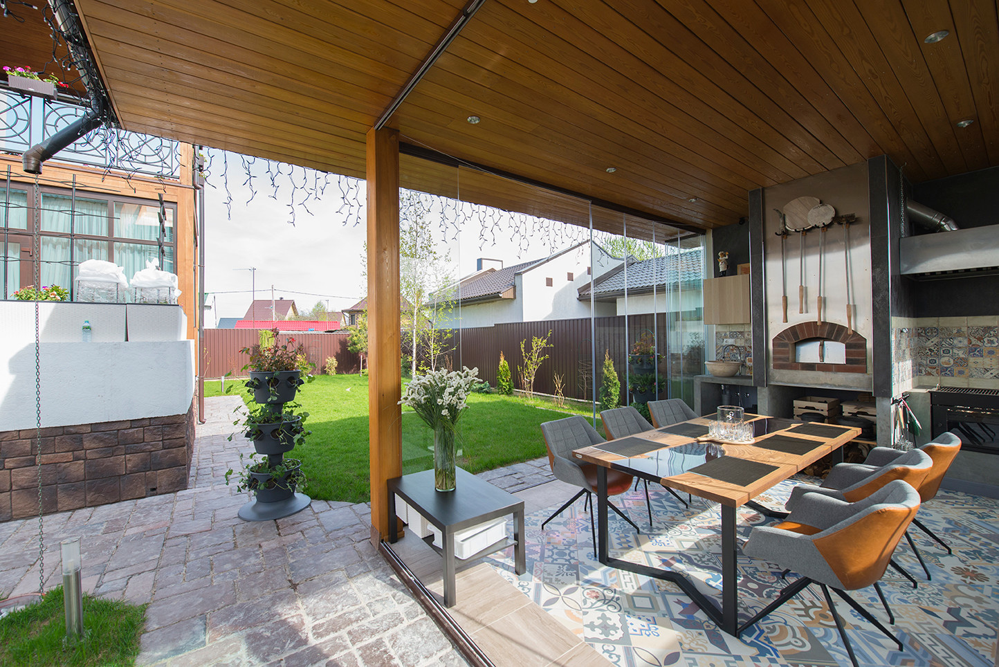 Обложка альбома: Помпейские печи на улице