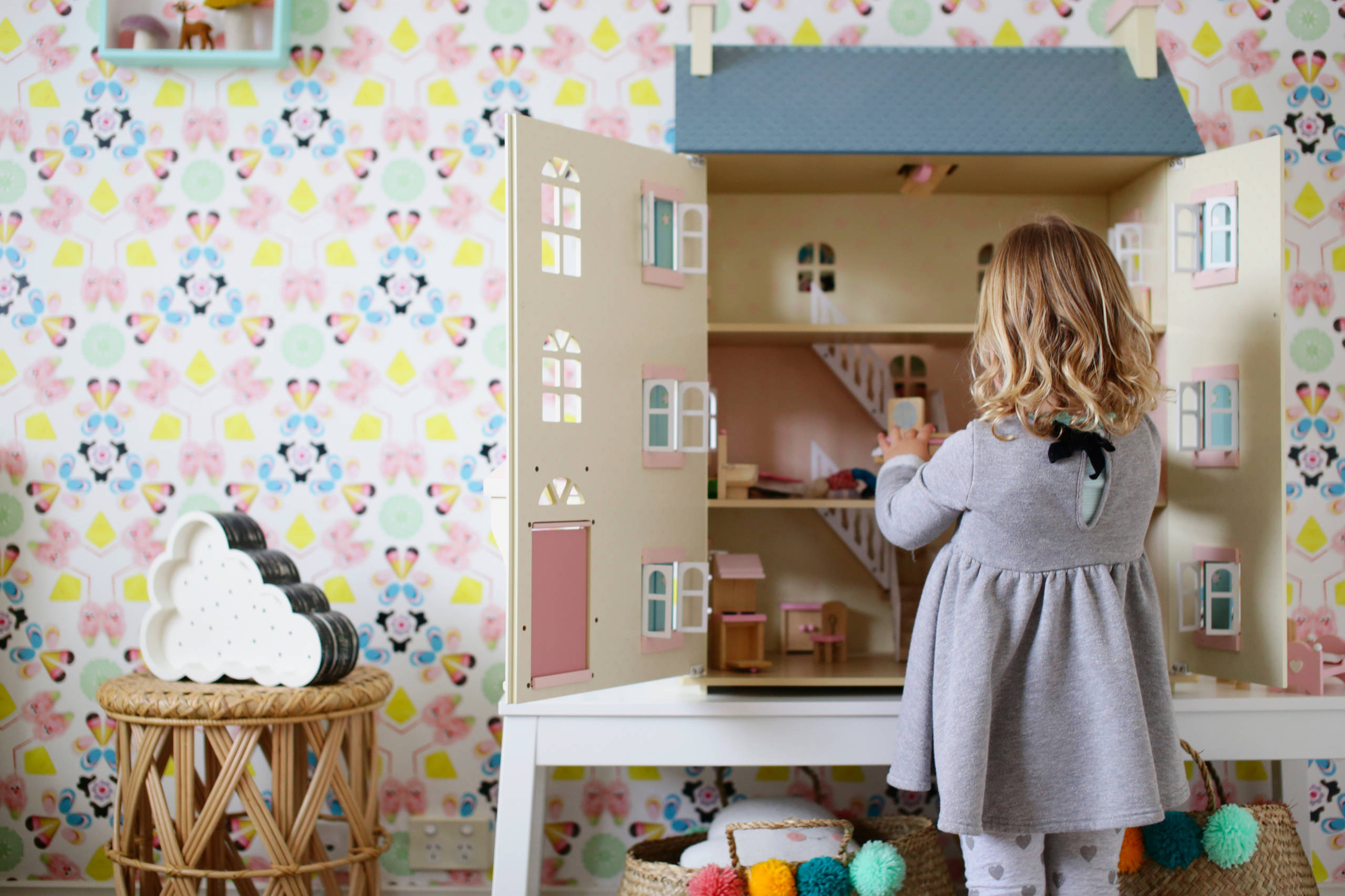 «Жизнь ведь так коротка, надо успеть… побаловаться»