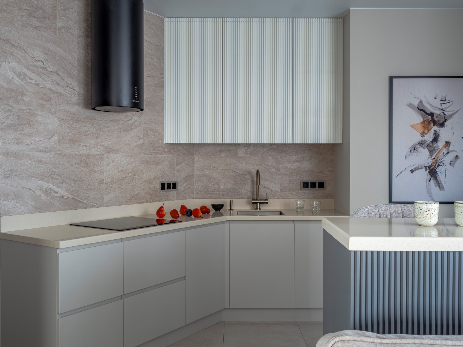 Серо-бежевый минимализм в ЖК Пушкин