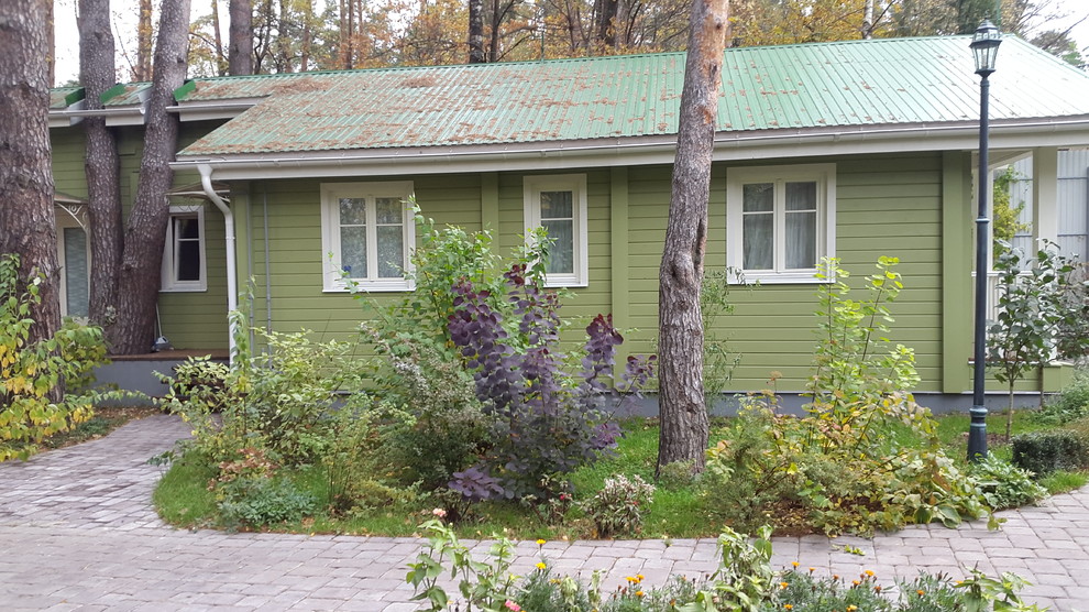 Теневой сад в Молоденово