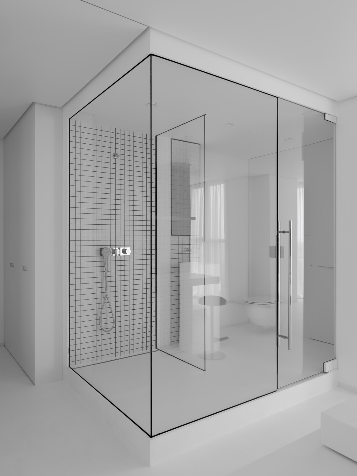 Обложка проекта: ONE INT