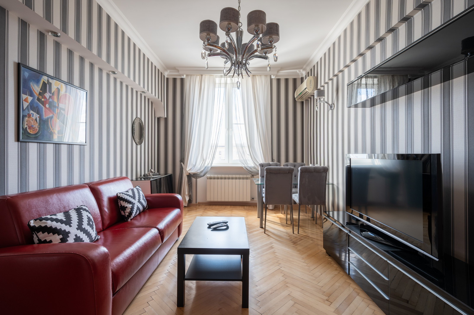 Обложка проекта: Фото квартиры на продажу в Москве