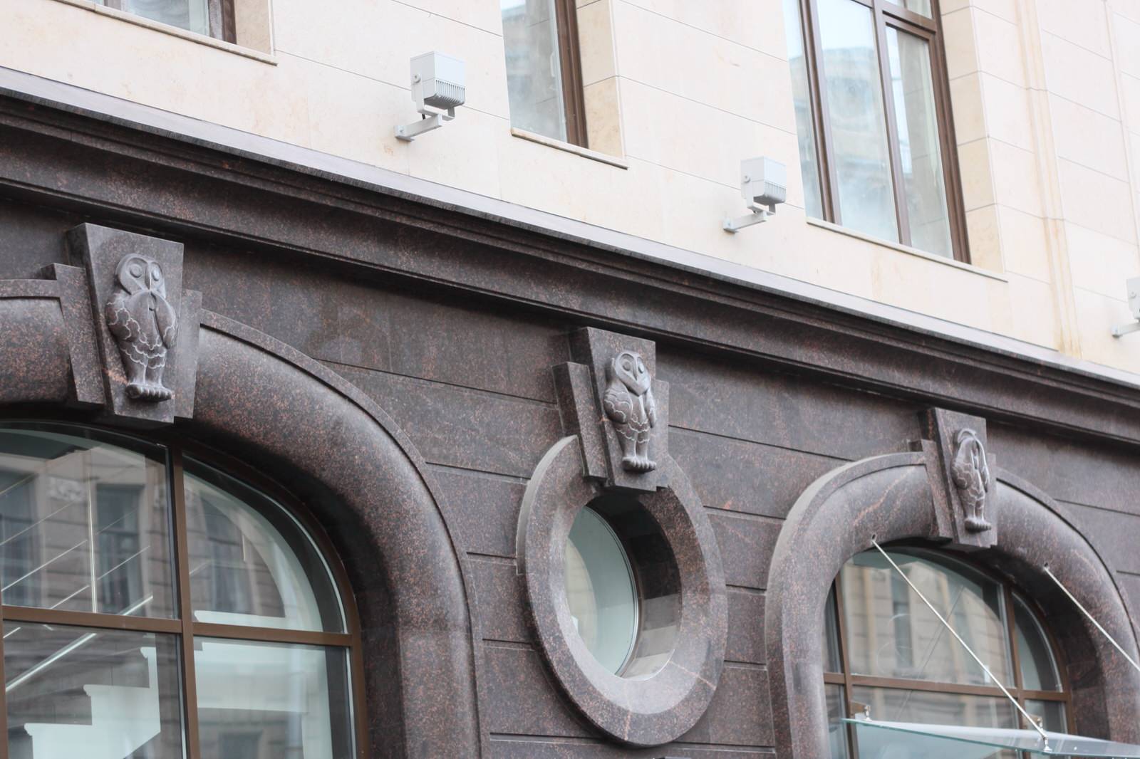 Обложка проекта: Гранитные совы на здание Финский переулок, дом 4 (Санкт-Петербург)