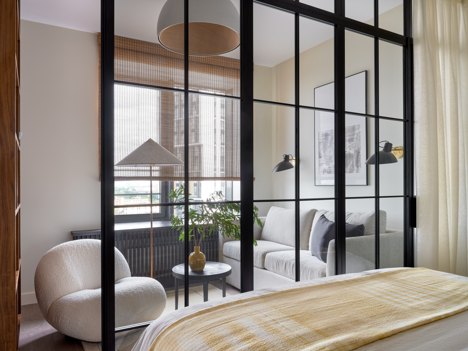 Современный интерьер с нотками Азии