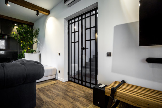 Стеклянные двери семья Дворецких