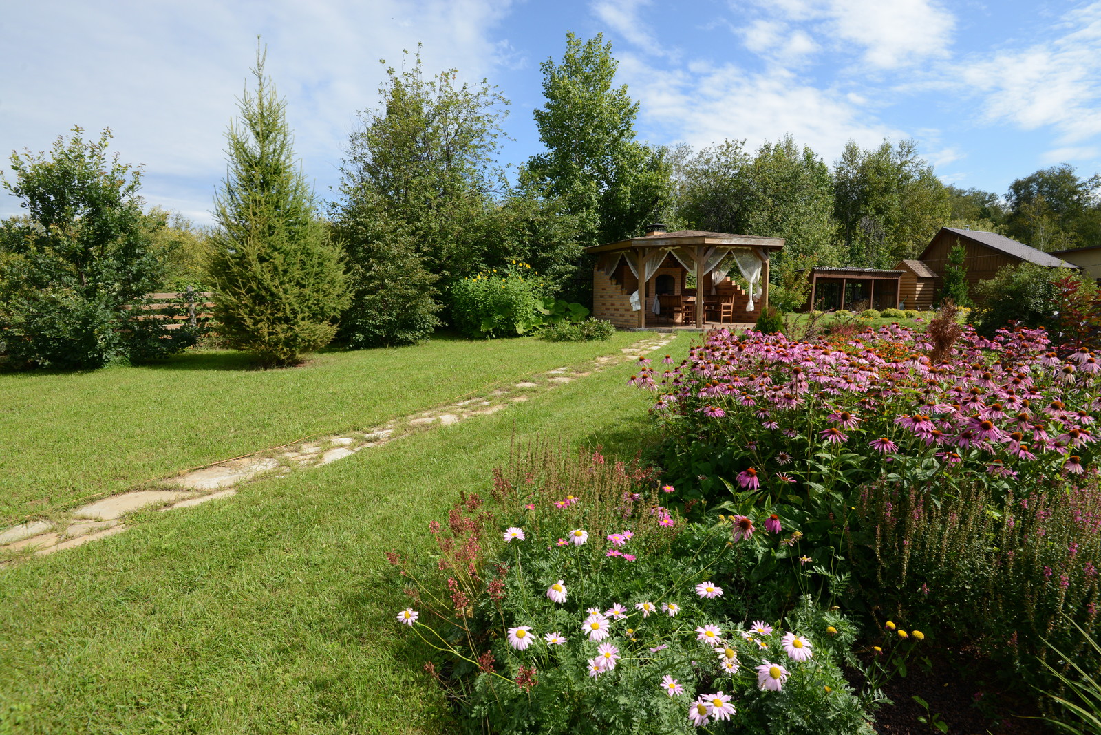 Живописный сад на 15-ти сотках