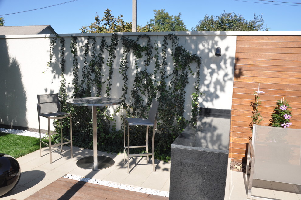 Private modern garden / Частный современный сад.