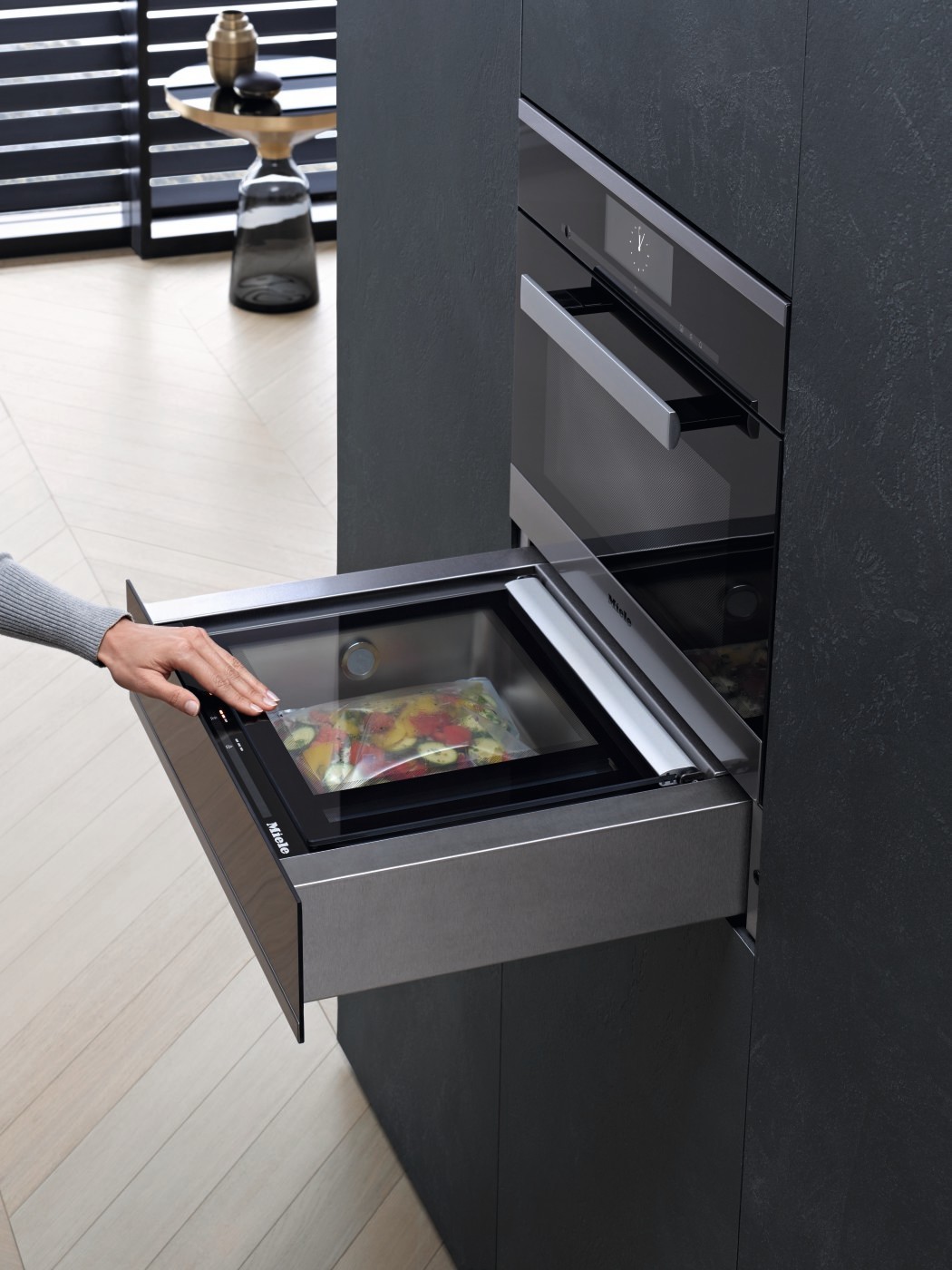 Зачем вам: Встроенная техника на кухне [7 аргументов]