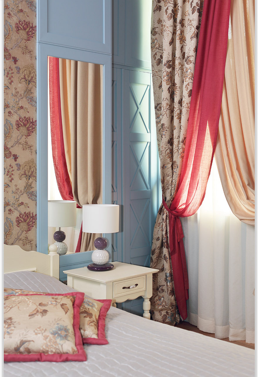 Обложка проекта: House in cottage village Vavilovec