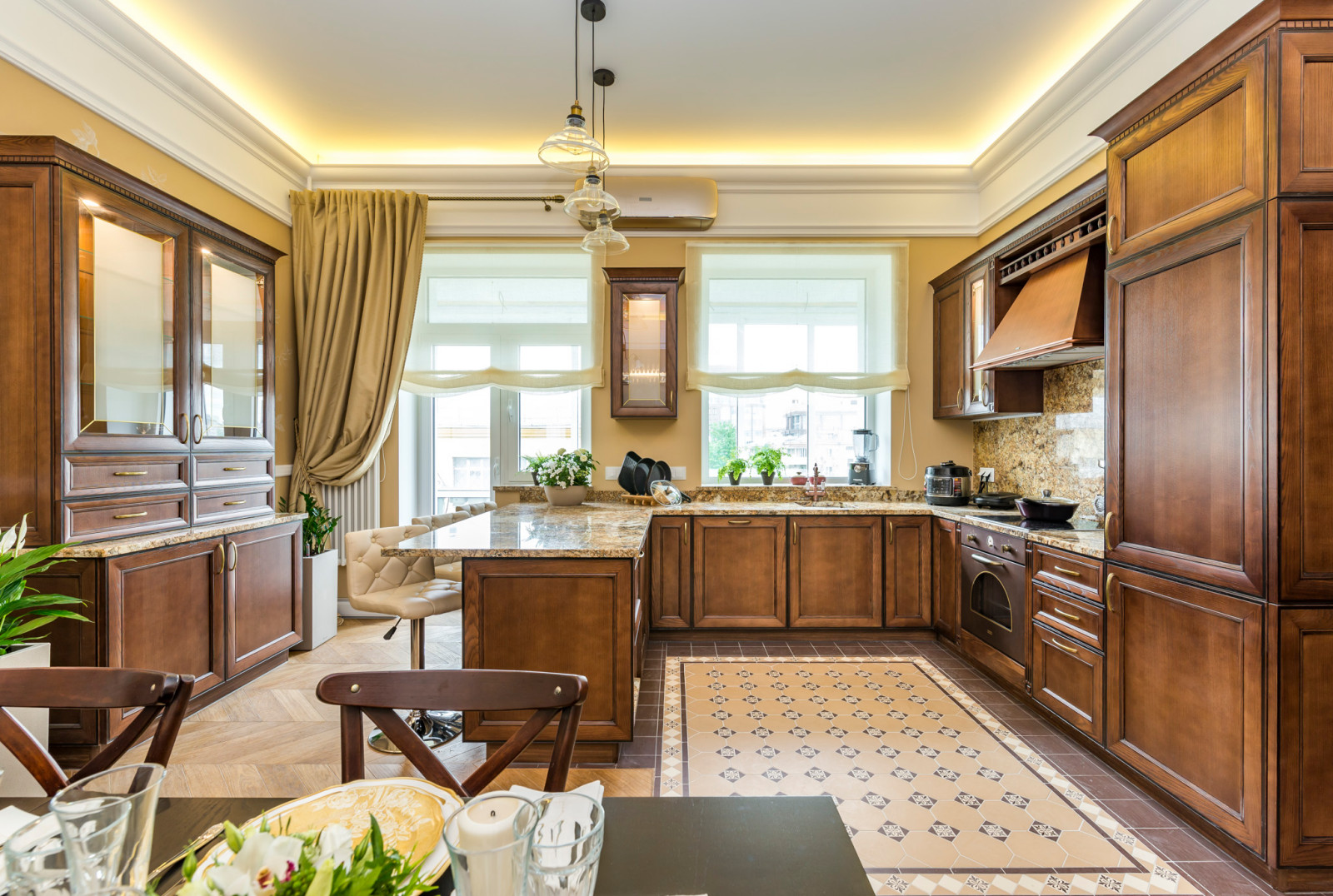 Обложка проекта: Кухня-столовая для Ирины Муравьевой "Идеальный ремонт"