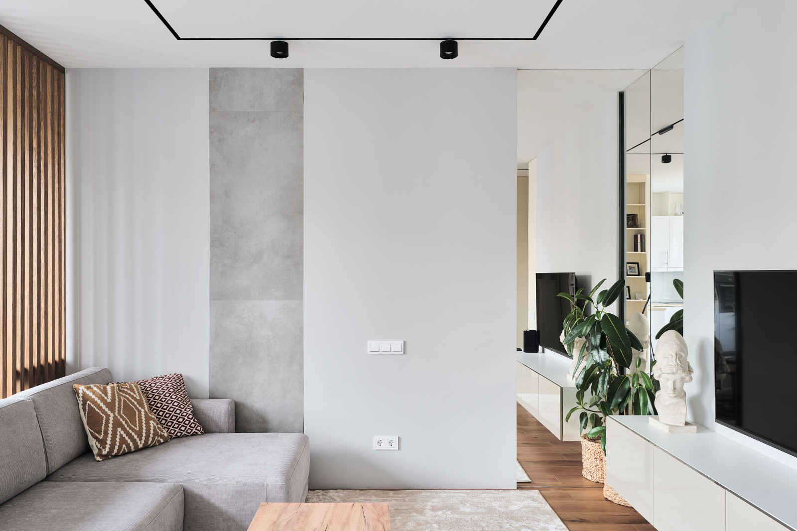 Город в лесу 70