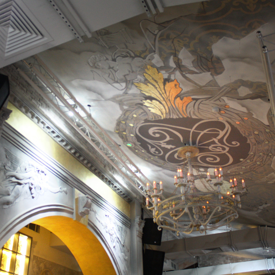 ADRIANO COLISEUM сеть ресторанов